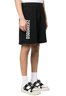 DSQUARED2